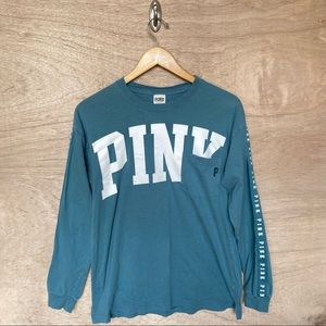 Victoria’s Secret. PINK. Oversized Long Sleeved Shirt. Small.